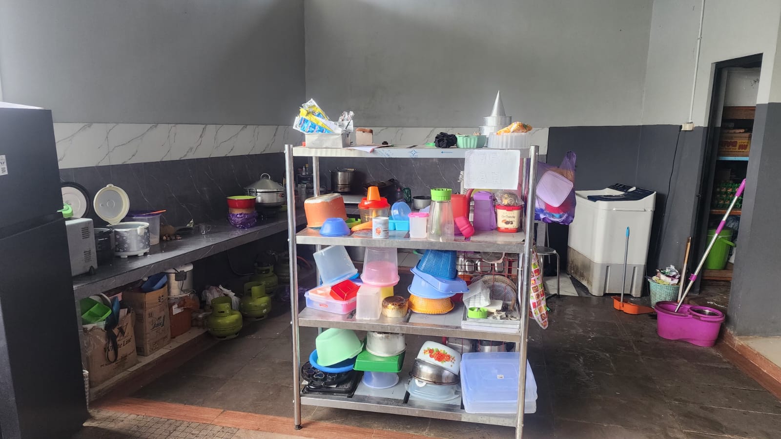 Berbagi Kasih untuk Rumah Persinggahan Eden El Nathan